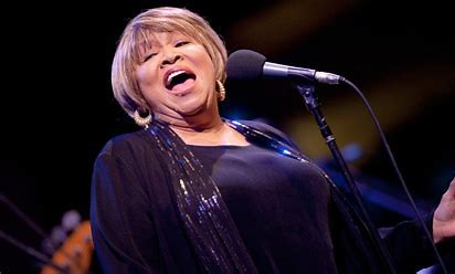 Jonatha10574808's tweet photo. #FaveCanadianTunes
Staying in a Queen #MavisStaples groove x #ArcadeFire. Too good just to share one.
#IGiveYouPower
💜https://t.co/MZDSDjZesP
#SlipperyPeople (live)
💜https://t.co/hd1hloPTha https://t.co/HP1t0PiINc