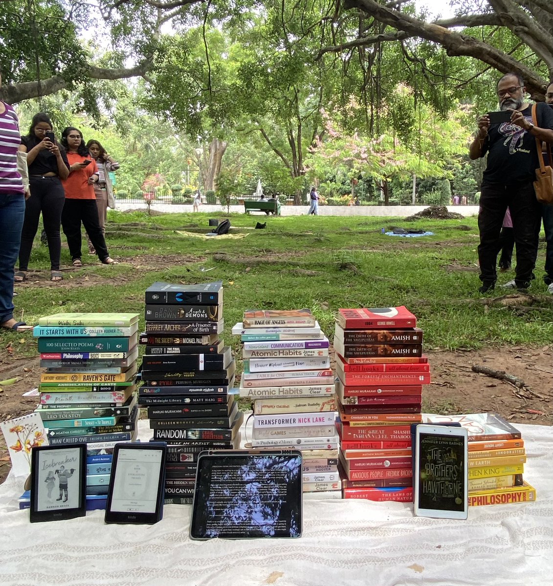 Lalbagh Reads tweet media