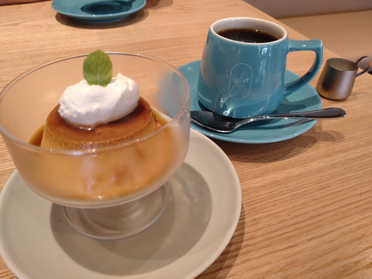 yumicche's tweet photo. #gliたすかふぇ 初訪問。新旧融合を目指されてるそうで、珈琲にもこだわられてるとのこと。メニューも昔ながらのプリンなどあります。パスタやサンド系など、スイーツ以外に軽食メニューも豊富でしたょ。が、店内五月蠅かったのが…▲でした。 https://t.co/JbHHAt9ffV