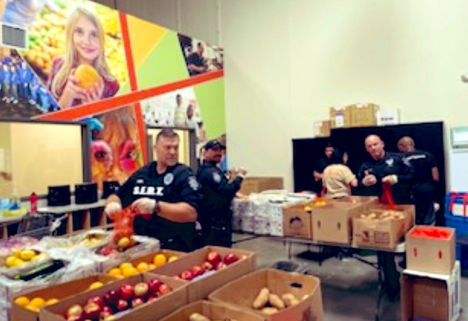 Proud of our @CityOfLasVegas Department of Public Safety CO SERT officers who packed over 300 boxes of food for senior citizens in need of assistance. This event was held by Senior Hunger Pack through the Three Square Foundation - nice work 👊. #communityengagement