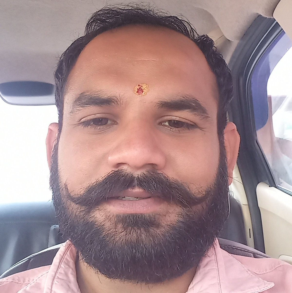 Vikrantvee's tweet photo. #NewProfilePic https://t.co/SXx08xSHJV