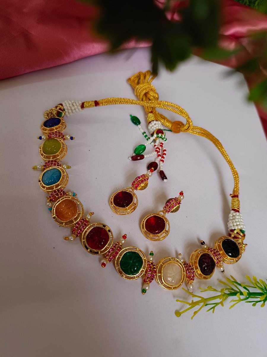 Arrawali jewellers BRAND for bulk/ wholesale dm or whatsapp - 7023026057 #ShriSanwareymxjewels#meenakariearrings #meenakarijewellery #meenakarijhumka #birdsearrings #amrapalijewels #beadsearrings #stoneearrings #brassjewelry #handpaintedearrings #womanjewelry