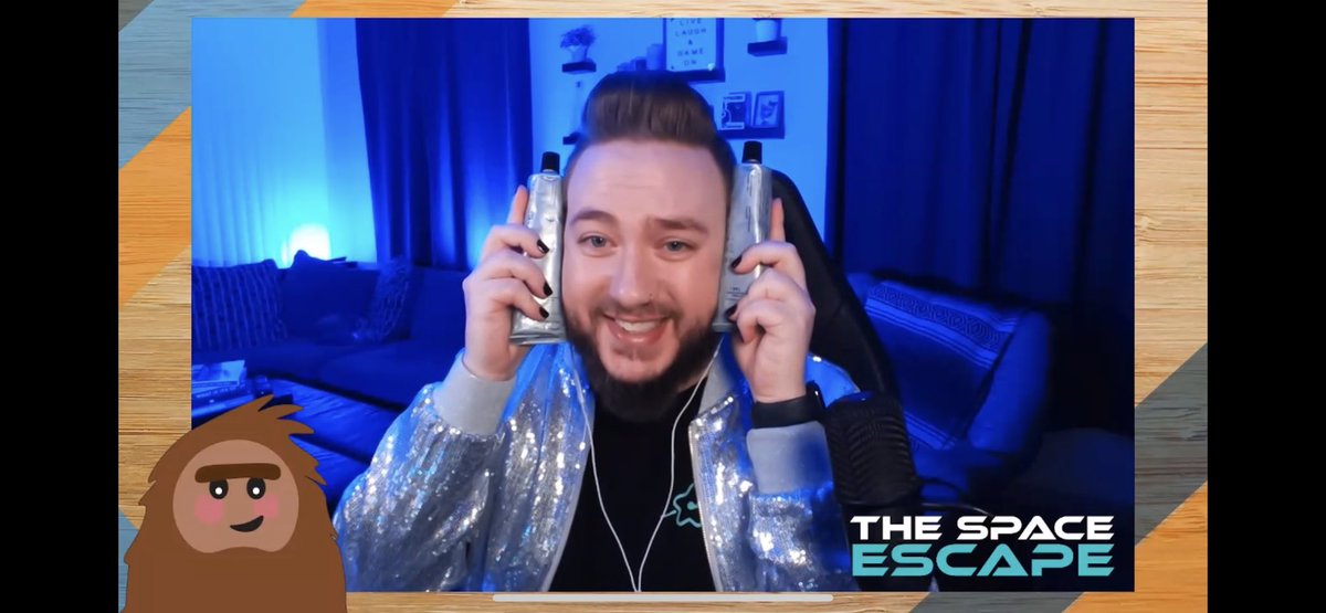 AustinRyderTV's tweet photo. Would you eat a cheeseburger 🍔 and fries 🍟 if it came in a tube? 

Tonight we ventured into space and ate like “AUSTtronauts” on the latest expedition to Mars. https://t.co/KxRFRBFeaQ