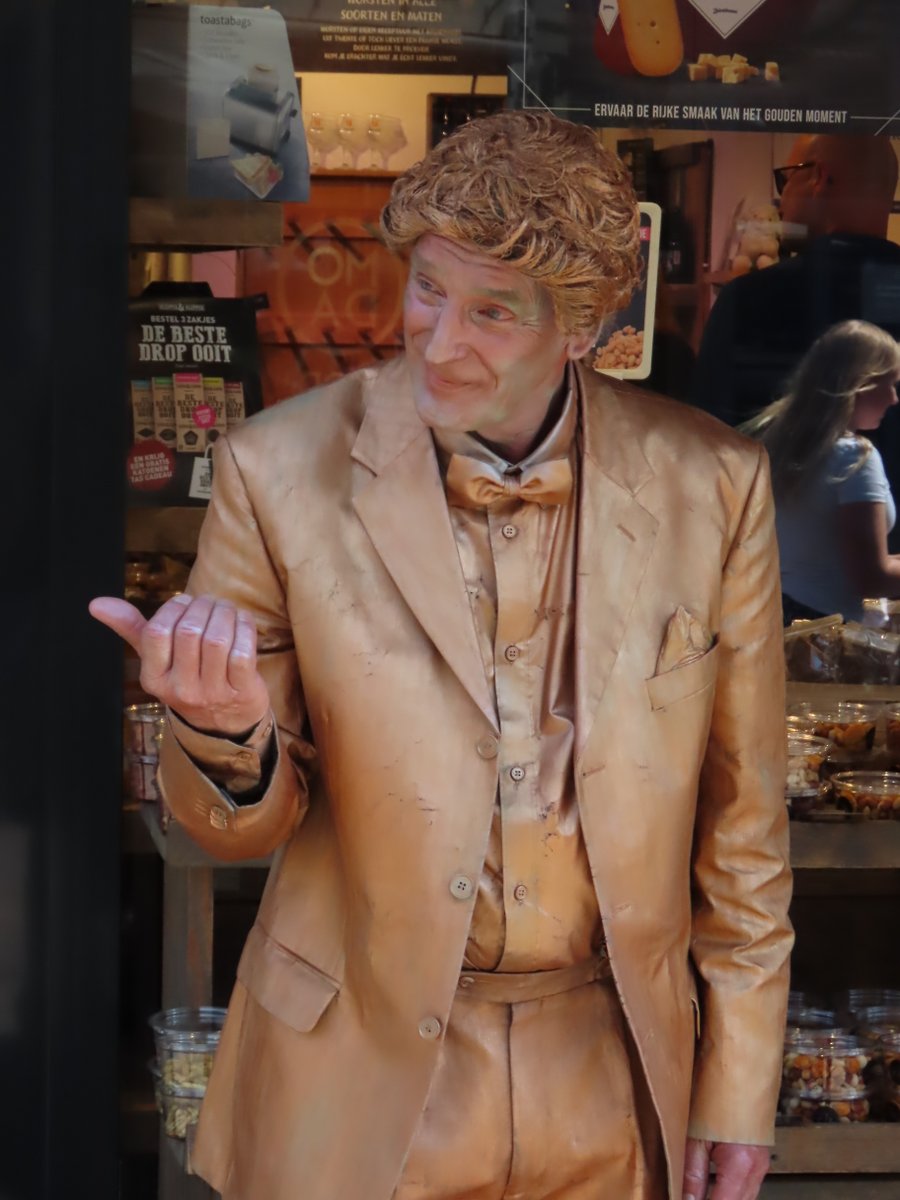 inde8erhoek's tweet photo. Levende beelden afgelopen dagen in de binnenstad van Doetinchem. Dat leverde mooie beelden op.
#LivingStatues #jedoethetindeachterhoek #jedoethetinde8erhoek #gelderland #achterhoek #Doetinchem Foto's Loes Bloemberg https://t.co/CkeAS5N26F