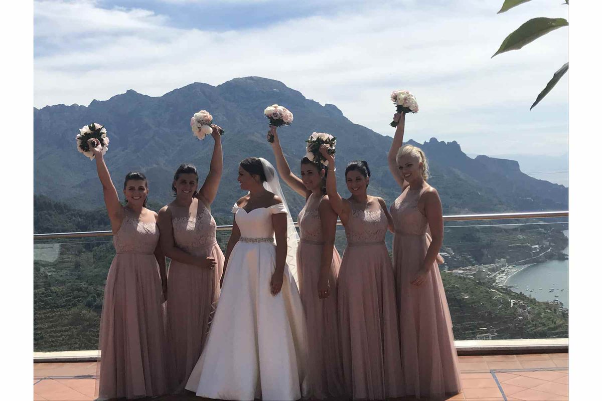 weddings_map's tweet photo. Ravello Symbolic Wedding In A Private Venue
The Amalfi Coast is a stretch of great natural beauty located in the Province of Salerno, Campania region, Italy. It has been one of the first natural site (1997) classified by the UNESCO as a World Heritage Site.
#weddingsmap https://t.co/nMHNm3Lf1I