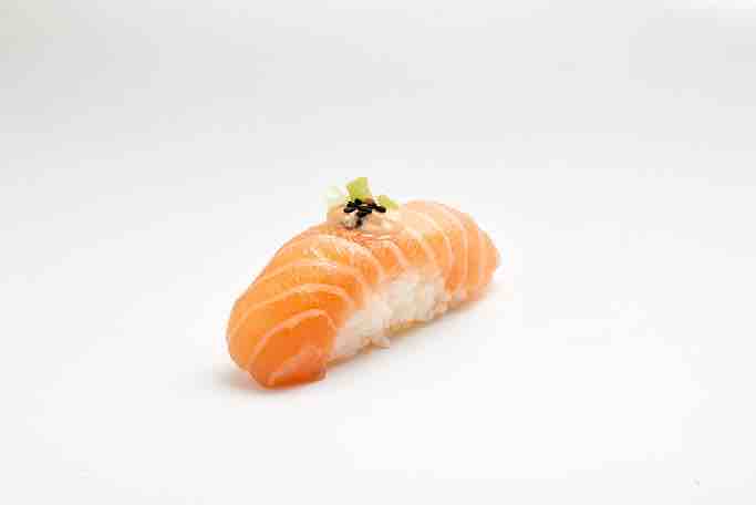 maisushiuk's tweet photo. Sometimes simple 🍣 is the best kind of sushi! https://t.co/sAE0Hd1dEA