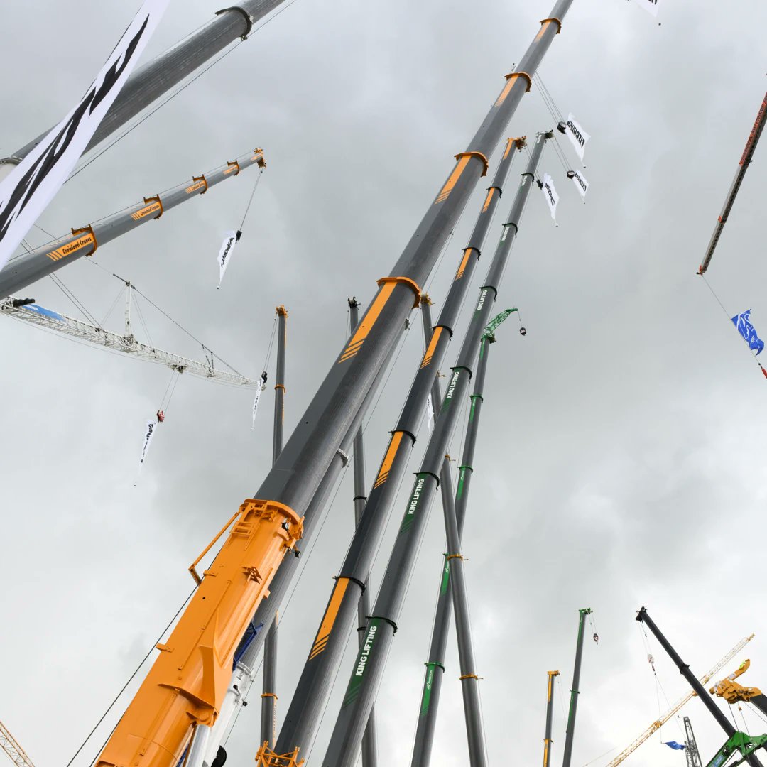 📸 A great crane photo from our Vertikal Days 2023 #crane #kran #gruas #boom #lookingupatcranes #sky #vertikaldays #vertikaldays2023 #greatphoto #picoftheday #tradeshow