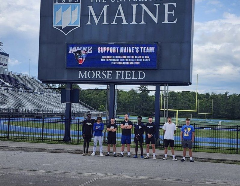 JLagmago's tweet photo. Had an amazing experience at todays camp. Thank you to coach @Mikahael_Waters @coachtmcentire @CoachMarcus8 the great coaching today. https://t.co/uQBvFO6FSF