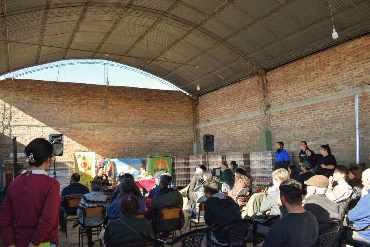conarcoop's tweet photo. tras muchos años de alquilar las instalaciones.

👏Orgullosos de haber podido contribuir en la adquisición, en tanto fue posible gracias a dos préstamos que recibió de @fecootra /CONARCOOP.

#Coopafes #Mendoza #FOPAL https://t.co/wFP10nk8aY