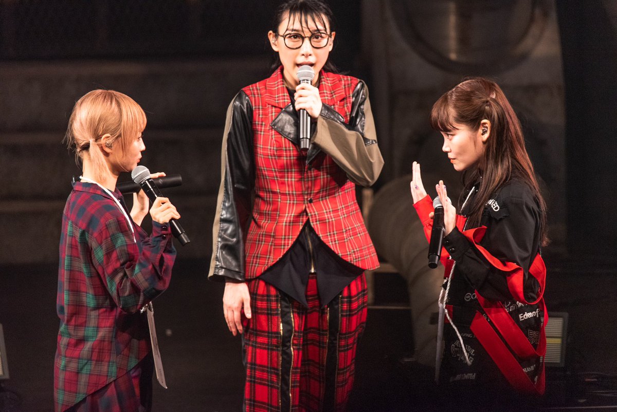 dokkoise623's tweet photo. 頂上戦争
#セントチヒロ・チッチ 
#モモコグミカンパニー 
#ハシヤスメ・アツコ 
#BiSH群馬 https://t.co/cUSsmDcaLU