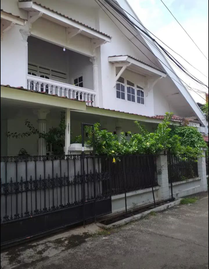 metal sedih ⛧ tweet media