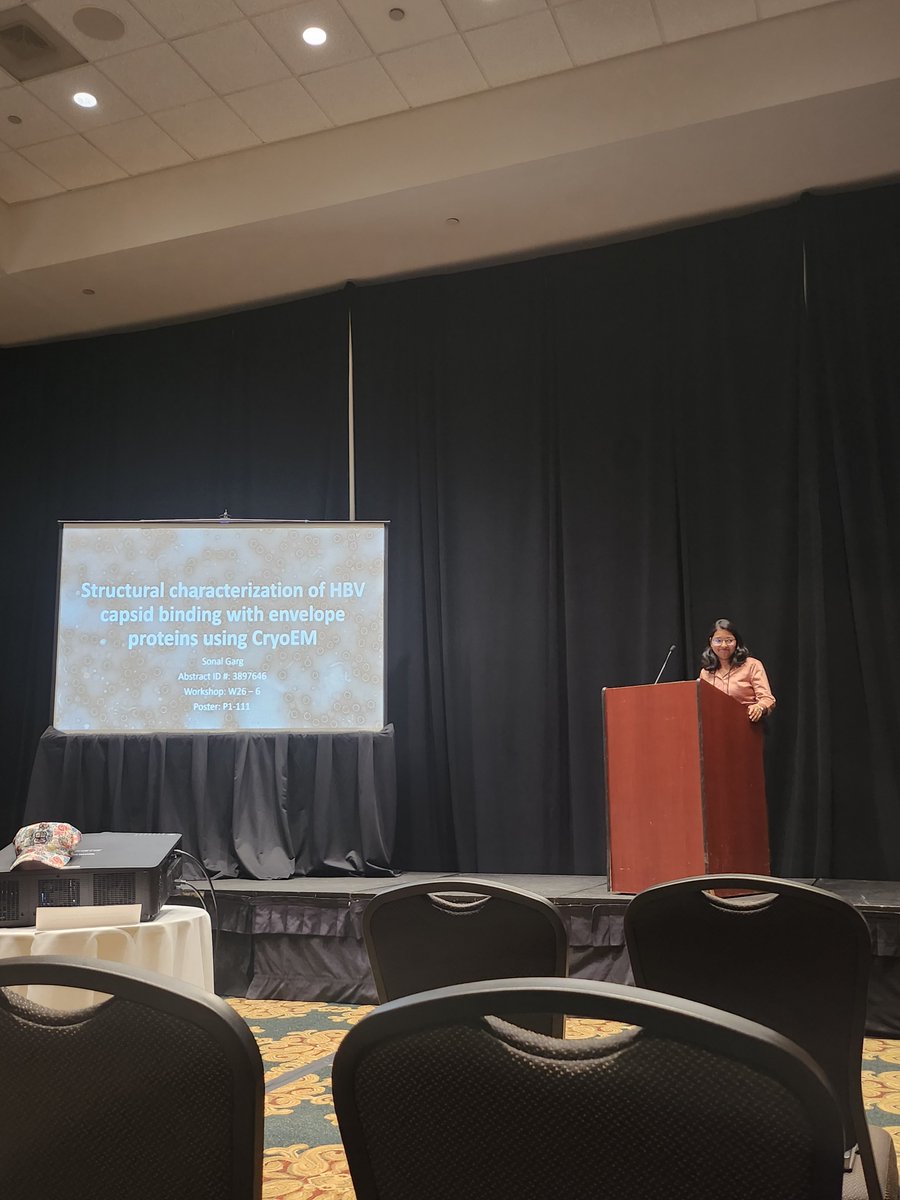 VirusEMLab's tweet image. Great talk from Sonal's first #ASV2023 experience.