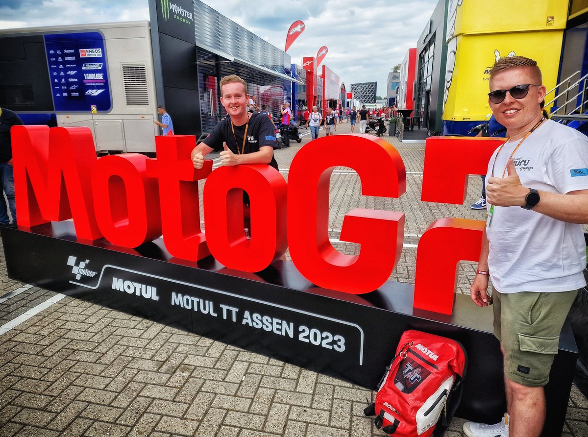 GoProGallie's tweet image. Thanks to @MotoGPGuru for inviting us into the #DutchGP 🇳🇱 paddock! 🙏🏻 So many special memories were made again this year @ttcircuitassen 

Only 364 days to go... ✌🏻😜

#MotoGPGuru
#GresiniRacing
#MotulTT
#MotulSuperFan 
#RaceYourLife