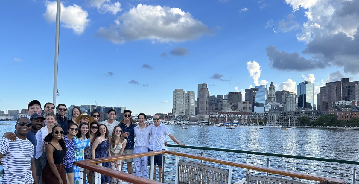 ~Cruising~ into another year together🥰⛵️#dermtwitter