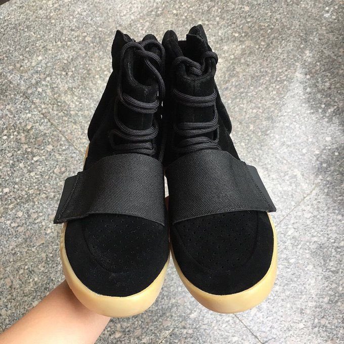 yeezy 750 black gum