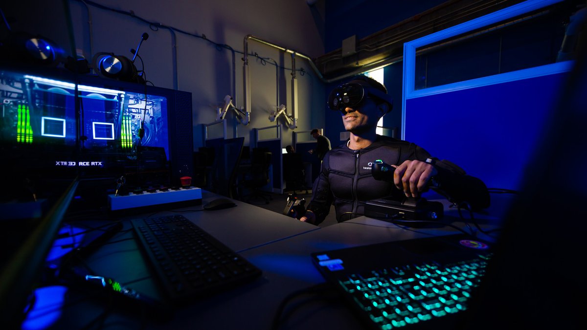 Teslasuit tweet media