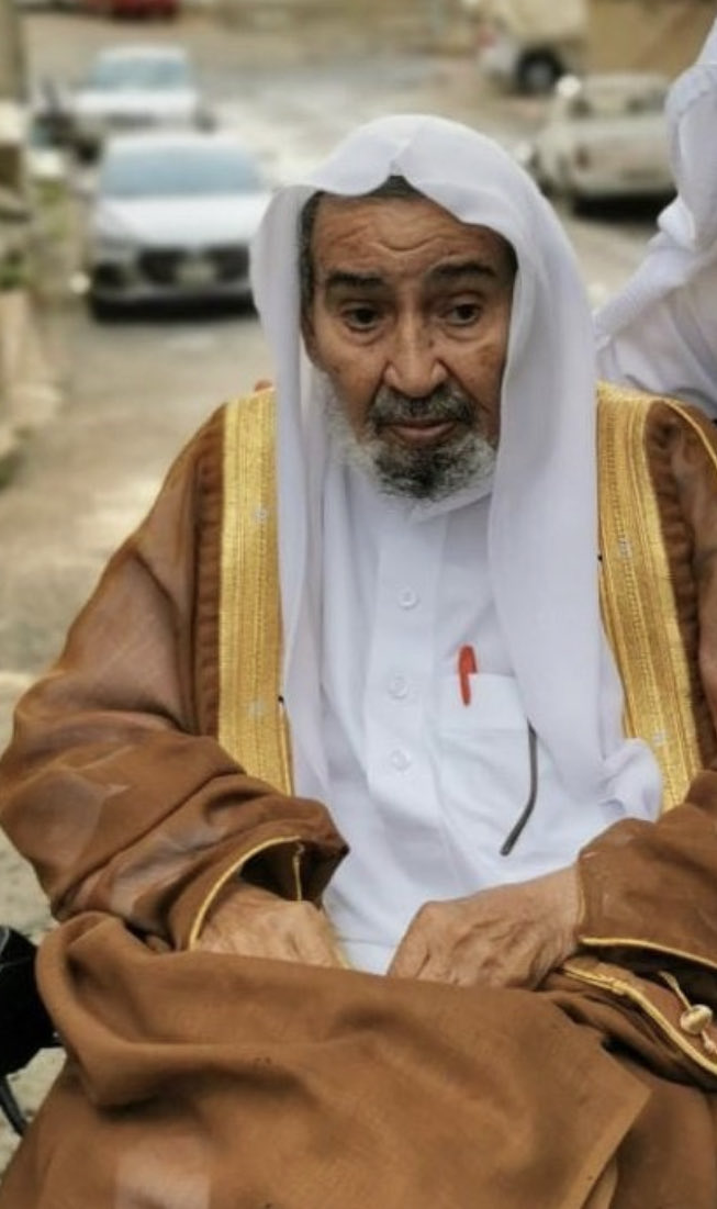 الشيخ /أحمد بن ابراهيم بن مستور tweet media