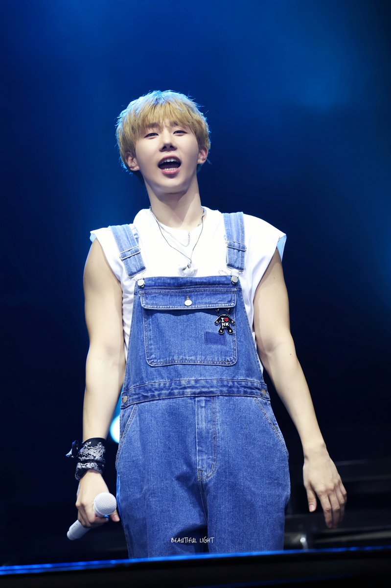 Alicia100609's tweet photo. 230620 성규 

D-2 till next comeback
Can't wait to see you shining even brighter on stages!!!!!💛💛💛

#인피니트 #김성규 
#INFINITE #KIMSUNGKYU 
#金聖圭 #LVII 
#LIKE_YOUR_VIBES_HONGKONG https://t.co/pMTmlrwteh