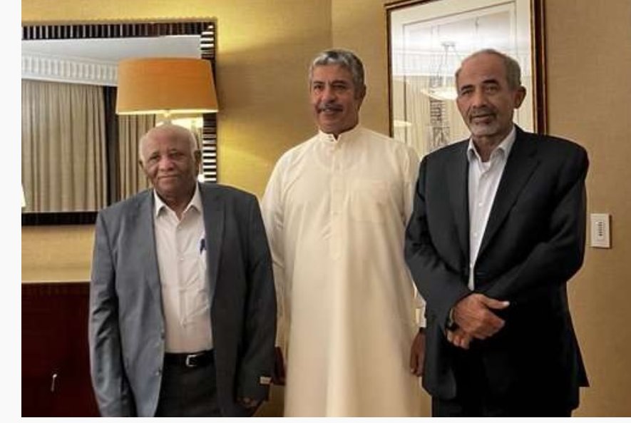 ((أخبار العاصمة عدن))
_________
من المتوقع أن يصدر مساء اليوم قرار بتعيين الدكتور خالد بحاح رئيس مجلس الوزراء"
وتعيين القائدين اللواين فيصل رجب ومحمود الصبيحي في مناصب هامة!