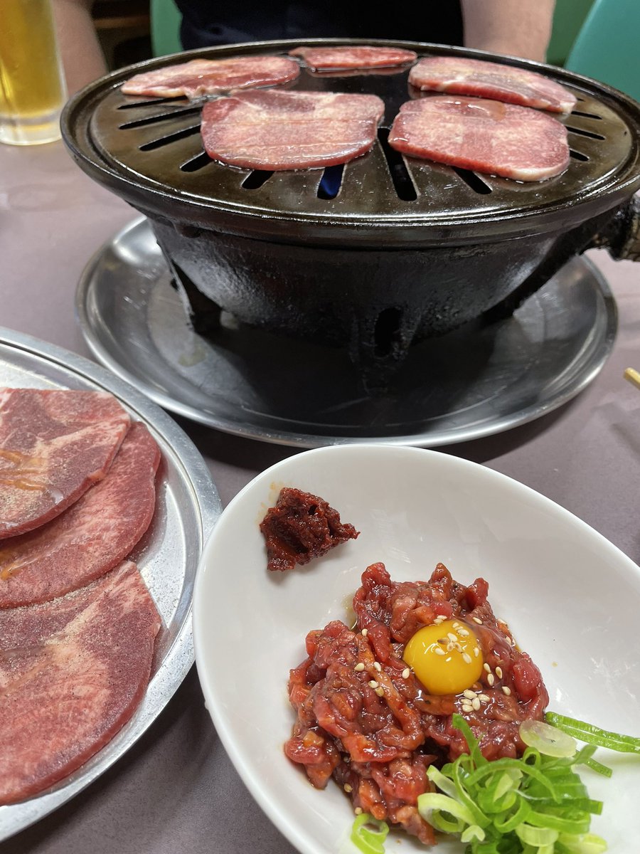 シュント…😭😭😭😭ほんとによかったねえ😭😭😭✨✨✨✨

ワタシさっき焼肉食べてきたよ✨