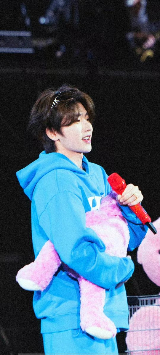 qcixuk's tweet photo. We always are each other's eternal confidence!

Cai Xukun World Tour
KUN Concert in Thailand
#KUN2023WorldTour
#CaiXukunConcertBangkok
@CXK_official https://t.co/eFqKWO5pdb