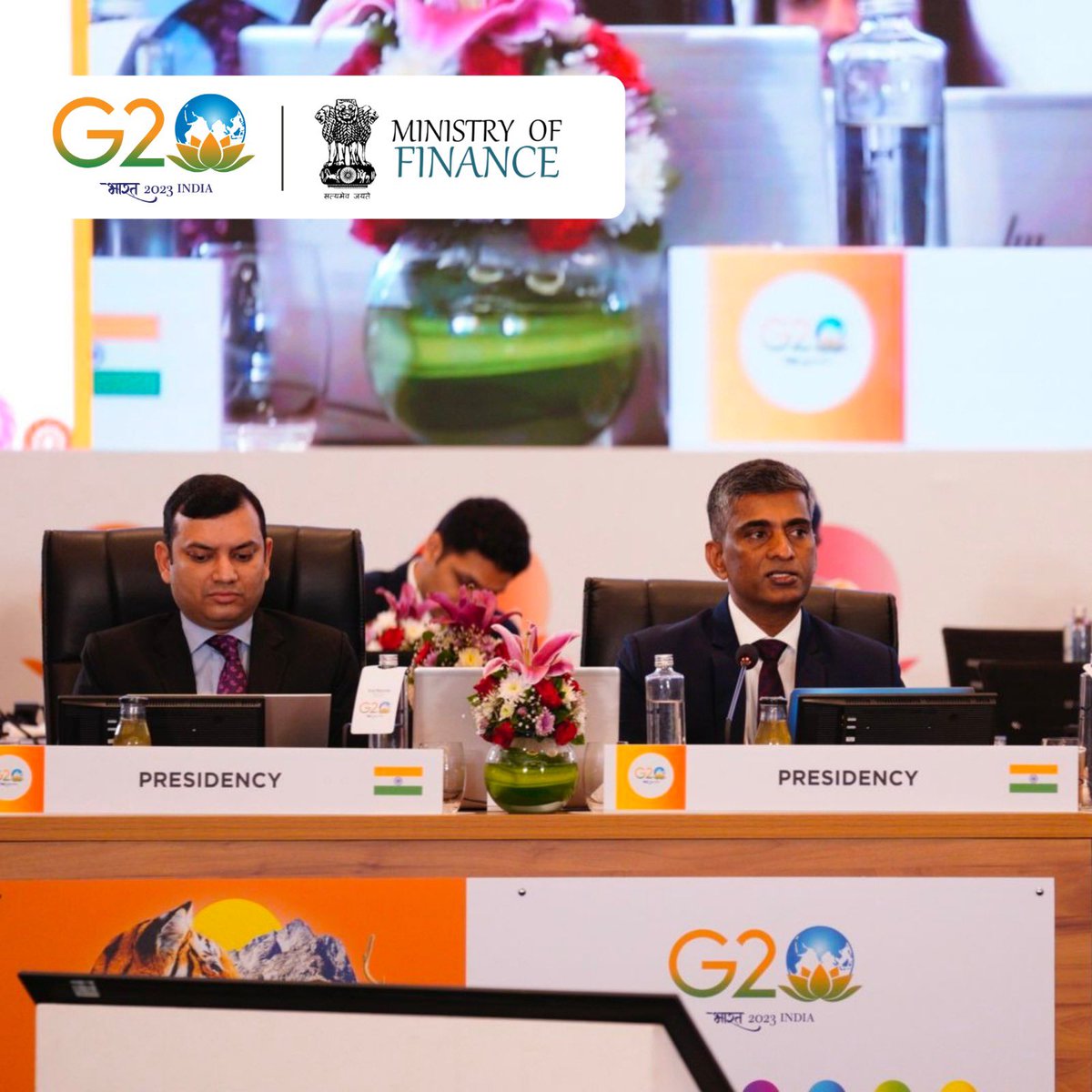 FinMinIndia's tweet photo. Day 1️⃣ at the 3rd Infrastructure Working Group #IWG meeting under #G20India Presidency and co-chaired by Australia, invited delegates to share new ideas and suggestions towards ‘Principles on Financing Cities of Tomorrow: Inclusive, Resilient and Sustainable’.

@g20org https://t.co/75JsHKaNP3