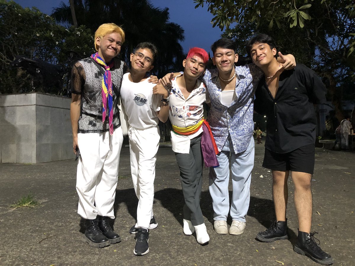 dzeyziii's tweet photo. Mahal ko kayo, that’s it!

#STPride🏳️‍🌈 https://t.co/NoBEXEJx1x
