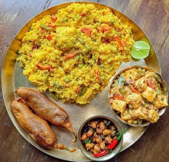 VertigoWarrior's tweet photo. 6. Khichuri/Khichdi https://t.co/xQ7JDlmZxa