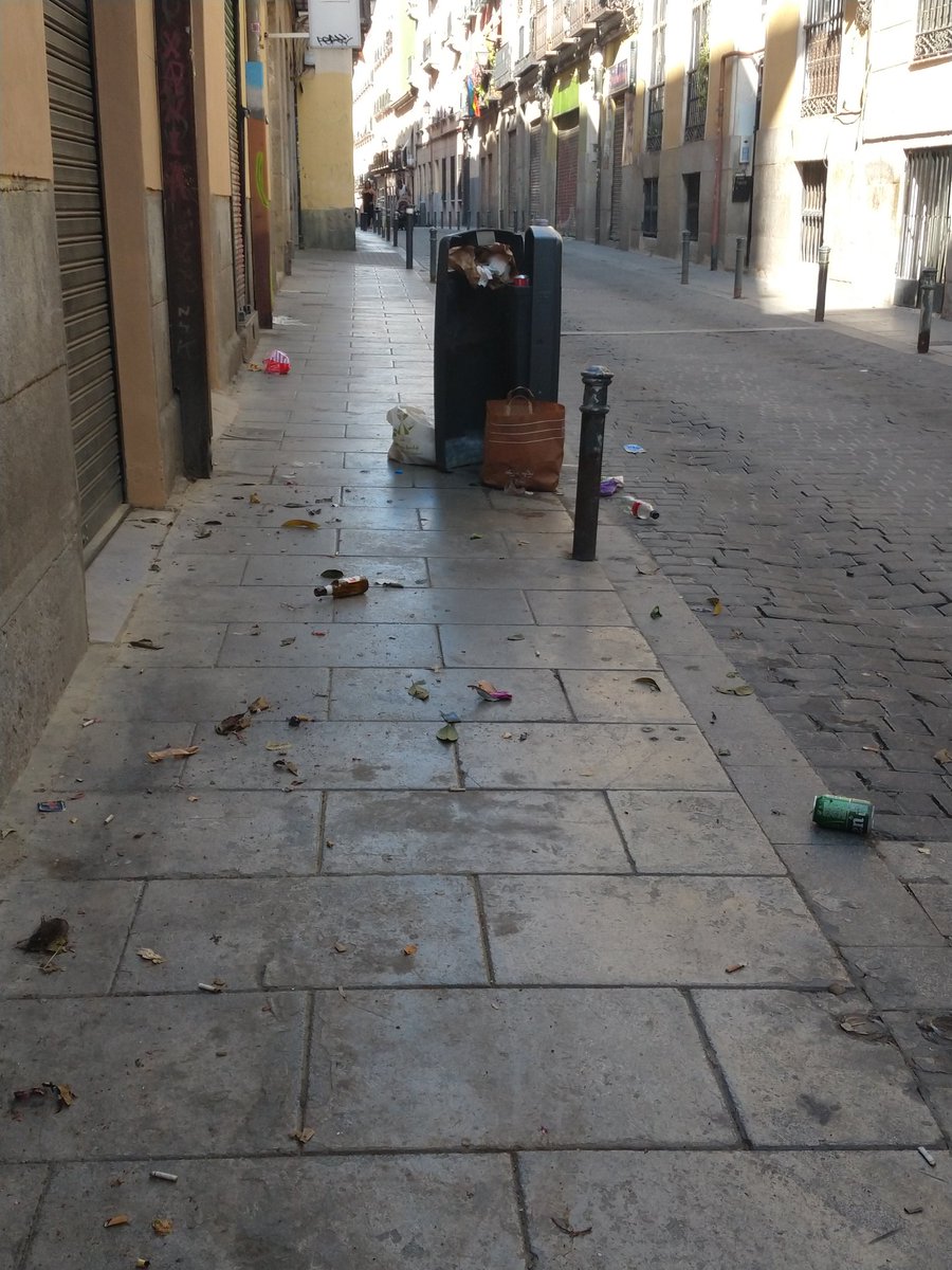 Esta mierda tiene dueños. Y si yo lo sé, <a href="/Lineamadrid/">Línea Madrid</a> también.