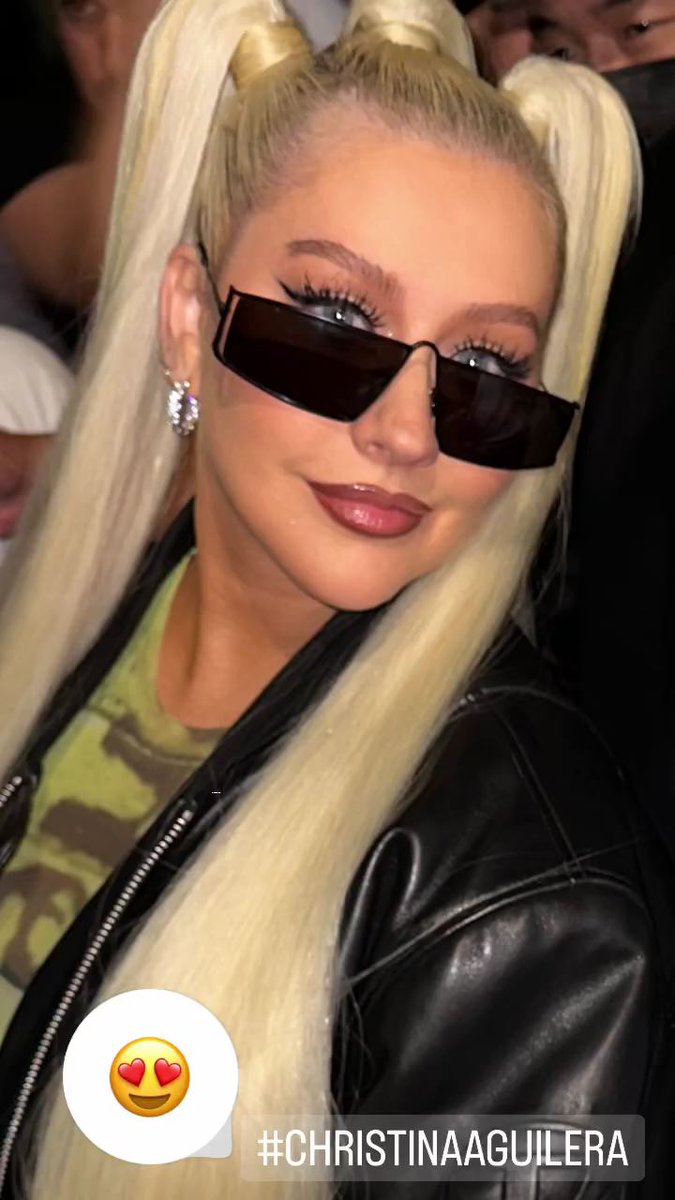 WowChristina's tweet photo. Queen #Xtina after her concert in New York (25/Jun/23)
#Pride2023 #PrideLive #NYCPride #PrideIsland https://t.co/59nsQFqbmV