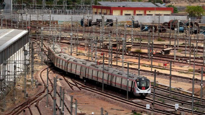 RailAnalysis's tweet photo. Delhi Metro Update: Tender invited for installation of wind ties at various places on stations of Line-7

Read more...https://t.co/i9MvPmtzlr

@OfficialDMRC

#delhimetro #metro #electrical #infrastructure #metroline7 #construction #tender #electronic #stations #DMRC #project https://t.co/hFAkk4MmpL