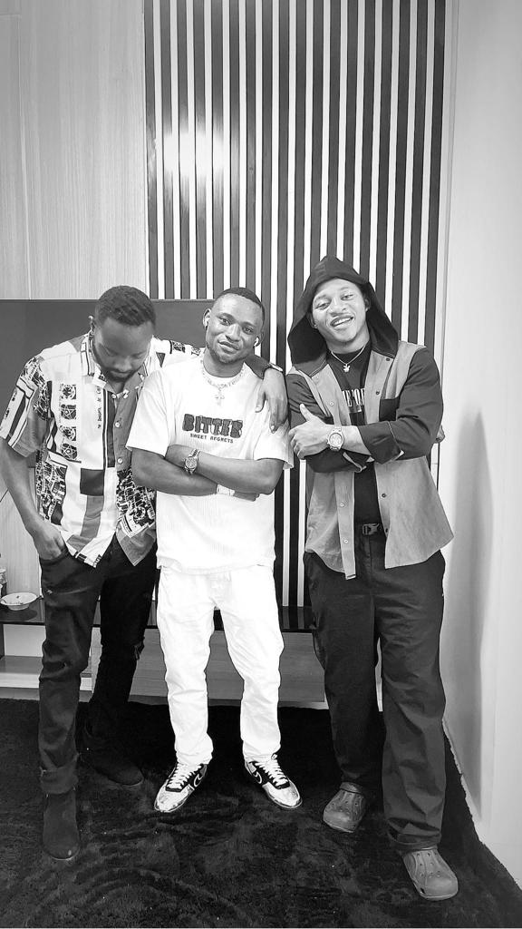 RowPotifa's tweet image. Happy Sunday guys....Stay Lit