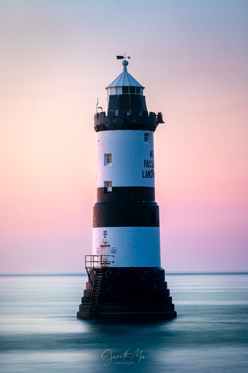 Goleudy Trwyn Dinmor 
Penmon Point Lighthouse

Spent some quality time with friends at this stunning location last week 
Had to capture the lighthouse with Venuses Belt (earth's shadow) the pinkish band just after sunset 

#sharemondays2023 #fsprintmonday #wexmondays #cymru