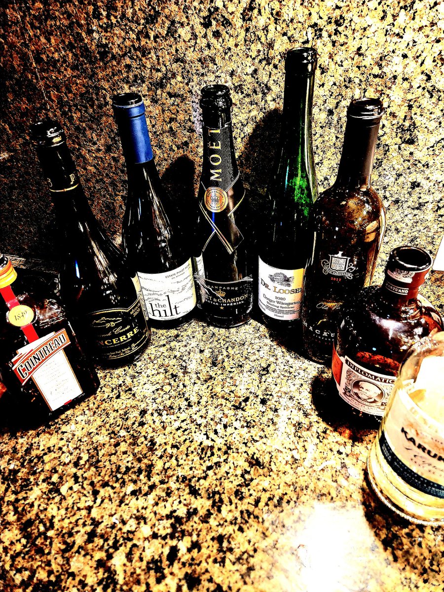 @CaraMiaSG @winewankers @suziday123 @SashaEats @DivaVinophile @NFTspeakeazy @SideHustleWino @nineov @Friscokid49 @FoodieWineLover @winemaps @WineSelfies Weekend kills....cheers, my friend.