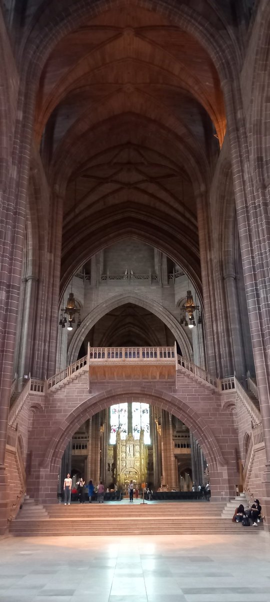 Morning all 😊, happy Monday, the start of a new week 😍 have a good one 💯 #LiverpoolCathedral