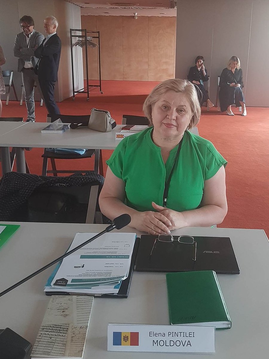 BiblioNationala's tweet photo. 🇲🇩Dna Elena Pintilei, director gen. al Bibliotecii Naționale a Rep. #Moldova #BNRM a participat la Adunarea Generală #CENL @CENL_EUROPE cu genericul "Sustenabilitatea și durabilitatea #biblioteci lor naționale europene"
https://t.co/Vs8qVX3P8d
🇪🇺#libraries #nationalibraries https://t.co/7NpfopsB1T