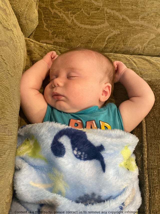 Ever look at you baby and just be amazed? How could someone create something so perfect, with their own two hands? I can't help but marvel at the little person in my life that has brought so much joy and happiness into my life. They are my reason for living