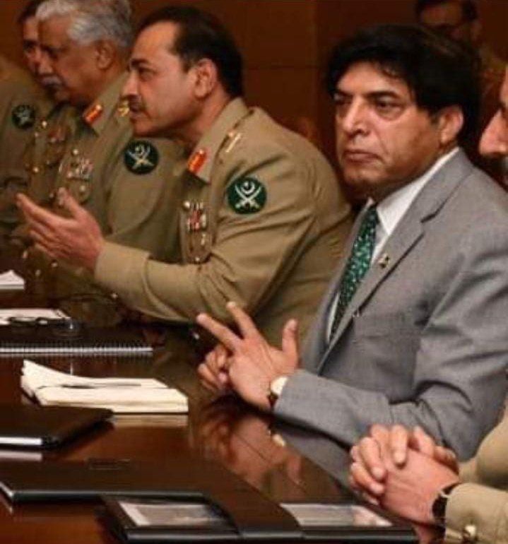 ببر شیر قوم کے ببر شیر فوج کے ببر شیر آفیسرز جس پر پوری قوم کو فخر ہے ❤❤❤