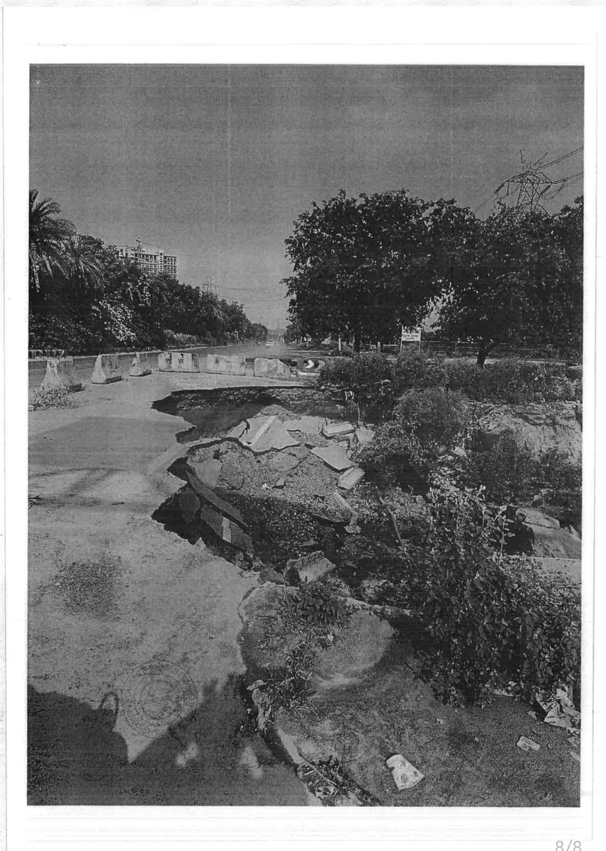 PrakharSahay's tweet photo. The SPR Road had collapesed just when SPR merges with #DwarkaExpressway in Sector 75A #Gurugram. @OfficialGMDA has been requested by @NHAI_Official to immediately repair the same. It seems that due to heavy rains the landslide like situation occurred in #Gurgaon. 

Kindly address this on priority. 

CC: @cmohry @mlkhattar @rakeshdaultabad @OfficeOfNG @NHAI_Official @BuildIndia_V @vaibhav_74 @larsentoubro @Rao_InderjitS