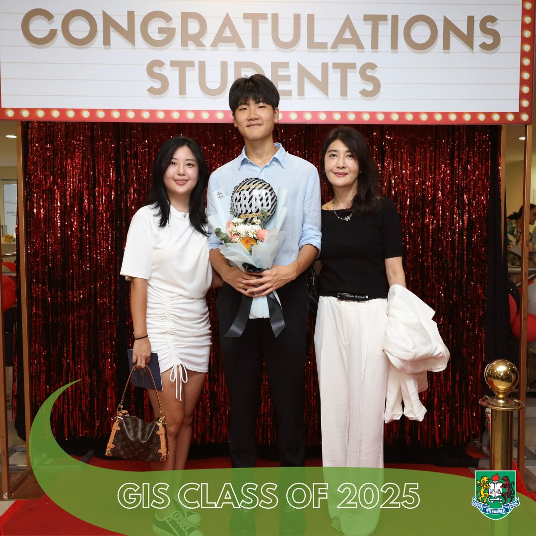 gismalaysia's tweet photo. Congratulations to our Year 11 graduates! 🌟🎓

You've grown, overcome, and shown the world your true potential. The support of our dedicated teachers and your families has guided you every step of the way. ✨

#GISMalaysia #WeAreGIS #GISGrads #GISClassof2025 https://t.co/yjJZl30ne6