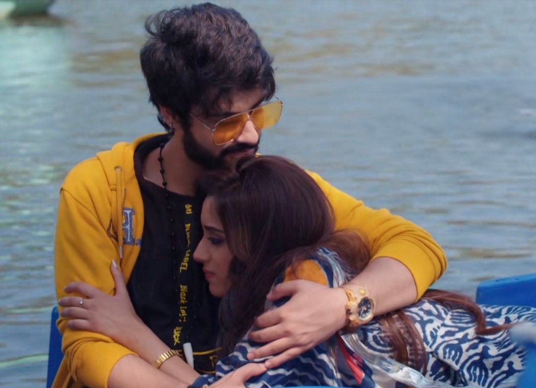 annix_26's tweet photo. It has been proven time and time again that their CHEMISTRY and TALENT is the only thing that works for this show 

END YHC WITH ABRARGUN
 #YehHaiChahatein https://t.co/nIwtDKxzBl