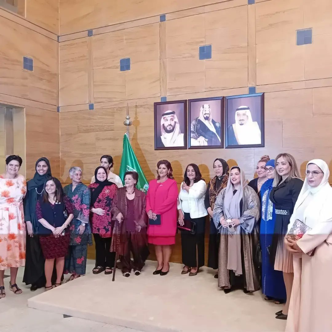 Thank you to #SaudiArabia Embassy in #Kuwait last night for event to mark #WomenInDiplomacy with some of the strong women diplomats assigned to #kuwait.