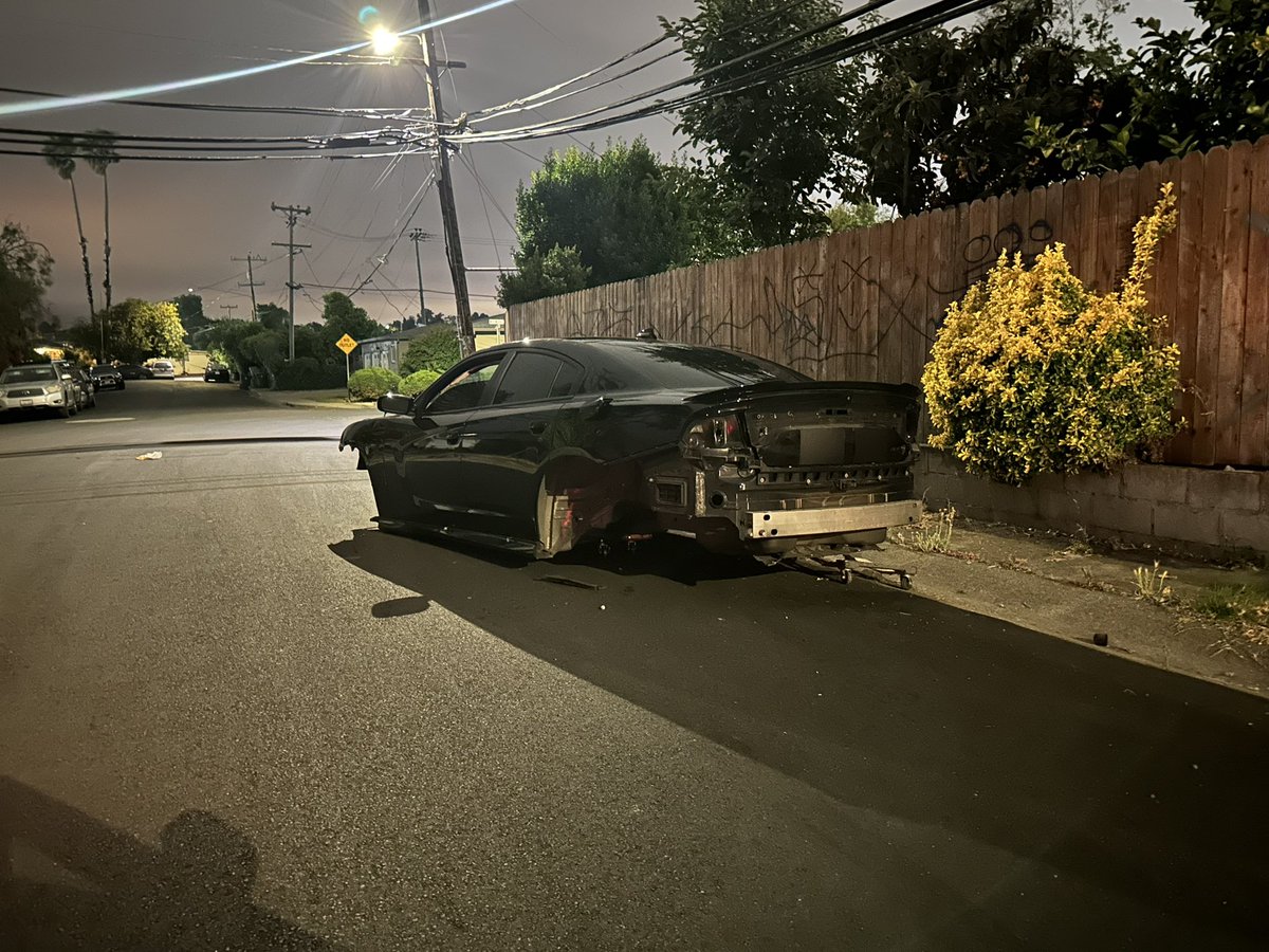 PumaGirlAyeee's tweet photo. @PU11 Where are you located city wise? One just got dropped off on my street stripped https://t.co/0eJRsnXLxq