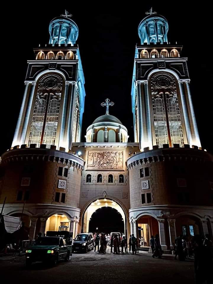 كنيستنا مفيش اجمل منها ♥🌍