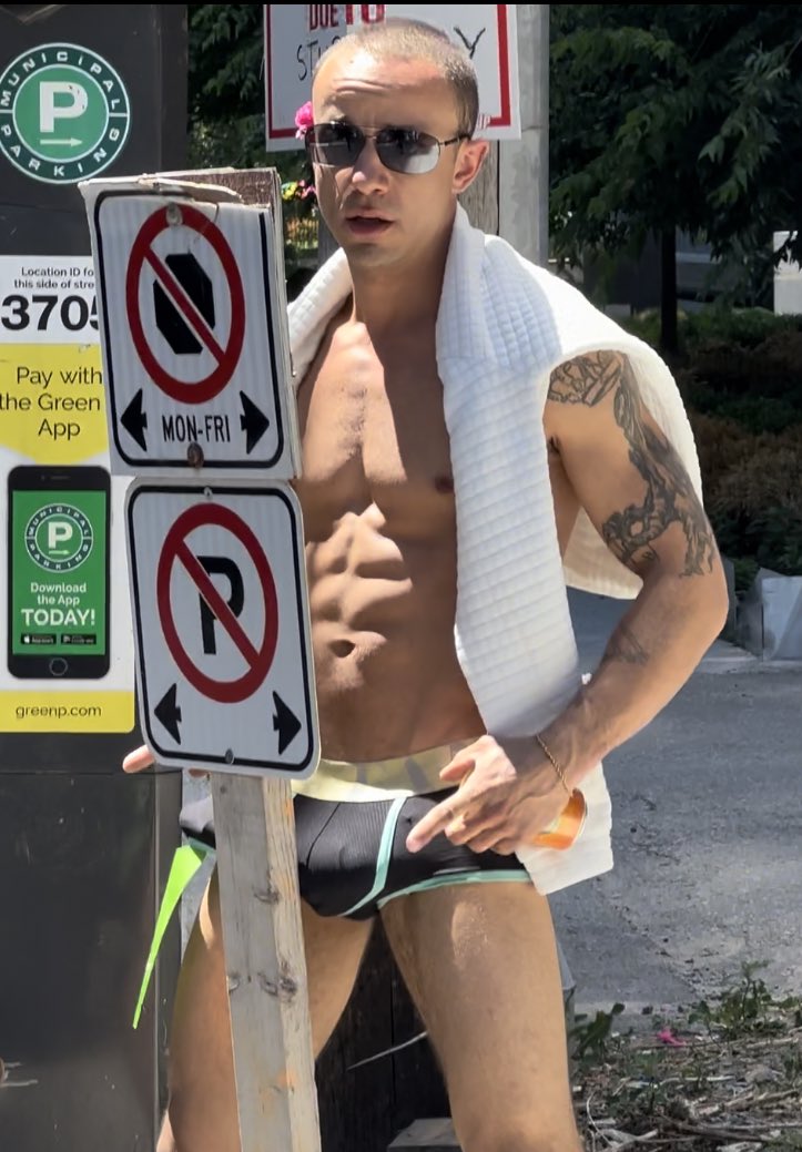 RikoStrips's tweet photo. Took it pretty personal 😩😛 went anyway, 12/10 😉 retweet if you where there too 😘🌈 #PrideToronto #Pride2023 #Pride #Toronto https://t.co/Twil3sRPuG