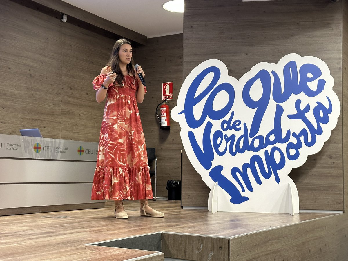 Nuestra primera ponente en el ‘LQDVI Day’ del #CEUSummerExperience es la psicóloga Inés Aguerre: “Decidir implica cabeza y corazón. Es necesario que puedas darte tiempo para conocerte a ti mismo e identificar las opciones que mejor se adaptan a tu proyecto de vida”.