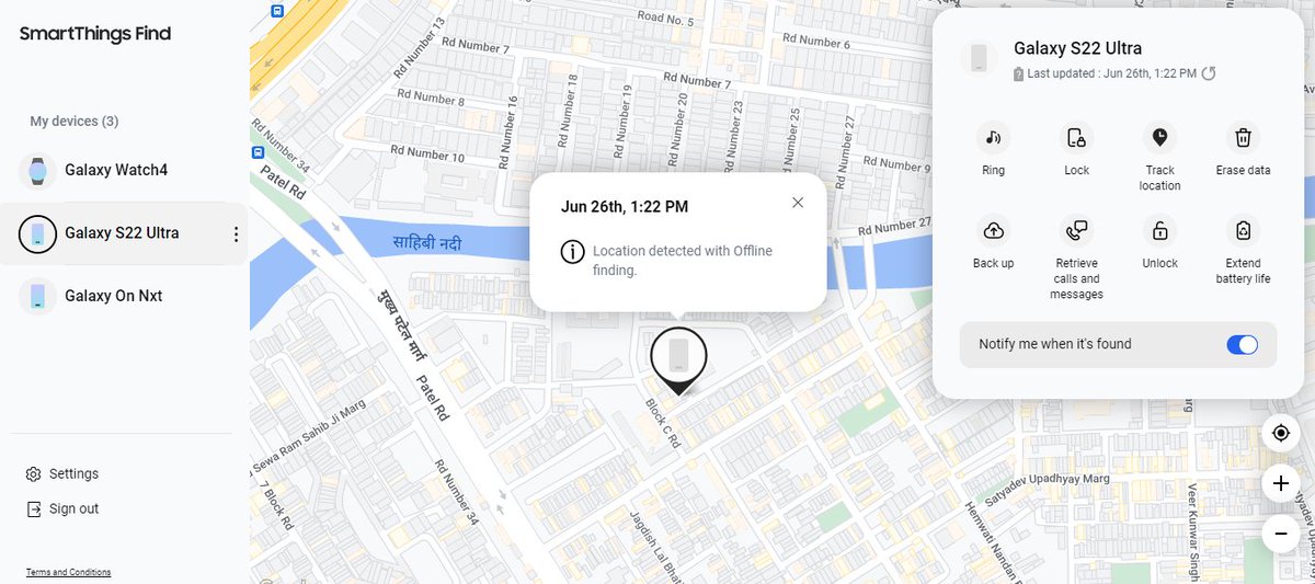 shankarVrikshit's tweet photo. Hi @DelhiPolice , @CPDelhi 

Yesterday my phone got stolen from  Lavanya Delights Peeragrahi and with the help of https://t.co/BId0QXwdlI we were able to track one person and he has been arrested.  Now I again got the notification my phone is on the same location. https://t.co/wujk9RONiL