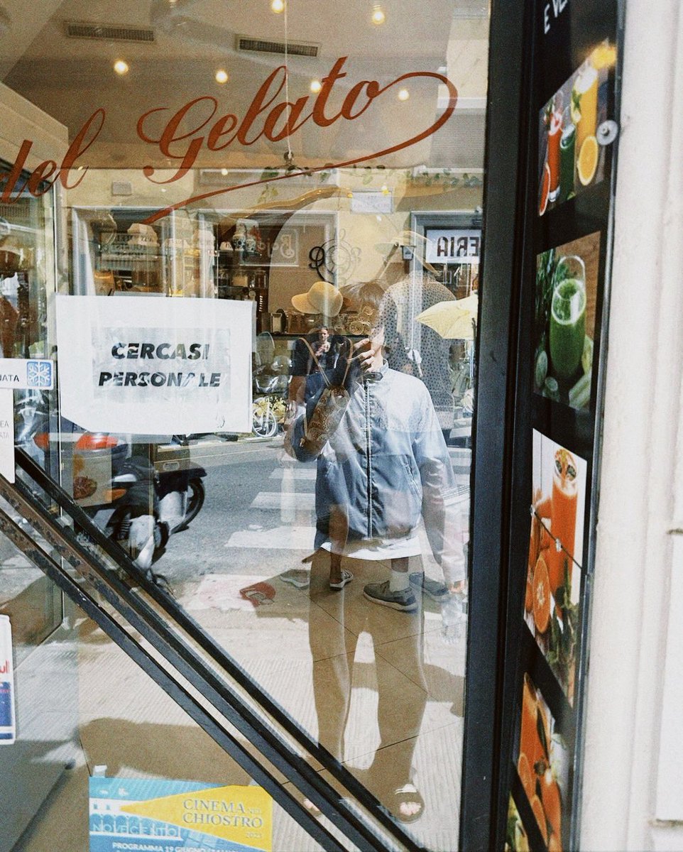 kanfadeaway's tweet photo. 🇮🇹 with #JAEHYUN
(Film camera 🎞️) https://t.co/zSlZjrdyoA