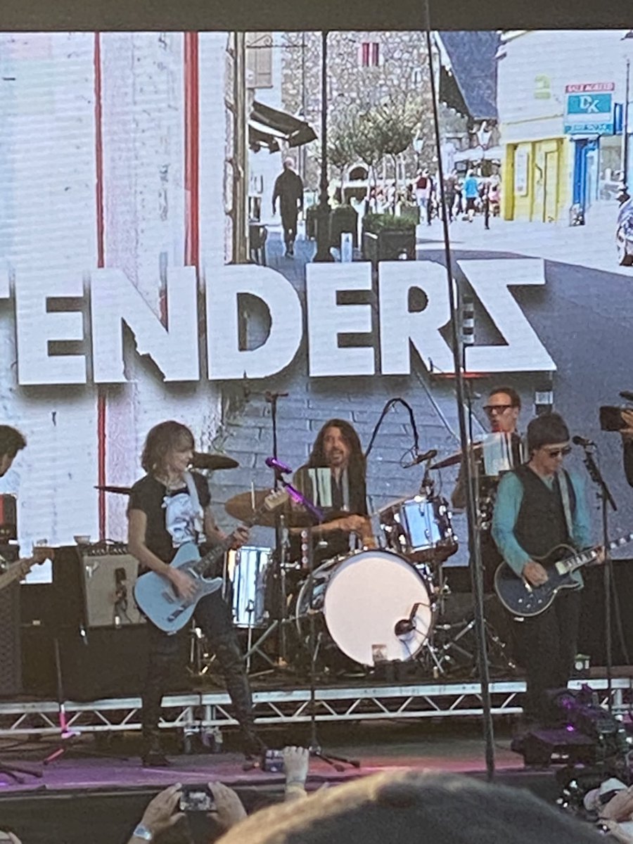 Jo Sheerin (@josheerin) on Twitter photo The Queens of Glasto ❤️ 🙏 Wow just wow 🤩 <a href="/glastonbury/">Glastonbury Festival</a> <a href="/GlastoFestFeed/">Glasto Fest Feed</a> #girlsrule #Glasto The Queens of Glasto ❤️ 🙏 Wow just wow 🤩 <a href="/glastonbury/">Glastonbury Festival</a> <a href="/GlastoFestFeed/">Glasto Fest Feed</a> #girlsrule #Glasto