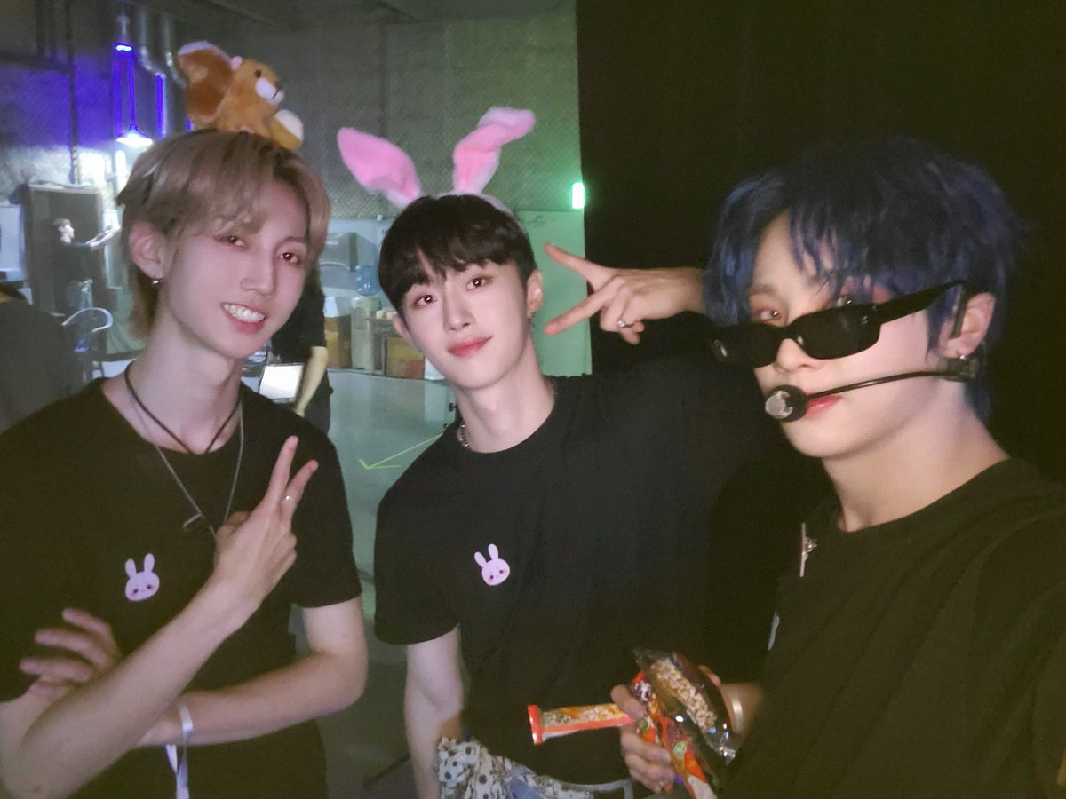 [#무진]

My love 몬트형님들♡

#BAE173 #비에이이173
#MUZIN